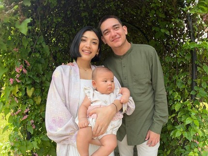 7 Pasangan Selebritas yang Rayakan Lebaran Pertama sebagai Orang Tua