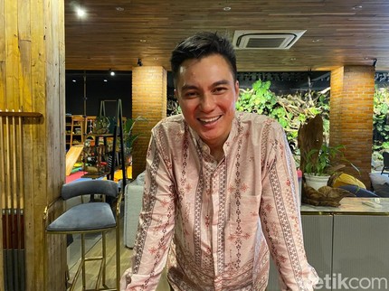Baim Wong Batal Berangkat Haji Padahal Sudah di Pesawat, Awalnya Mengira Prank