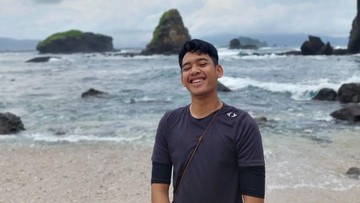 BIKHAR MENGAJI SETELAH SALAT