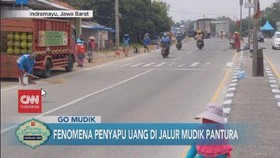 VIDEO: Fenomena Penyapu Uang di Jalur Mudik Pantura