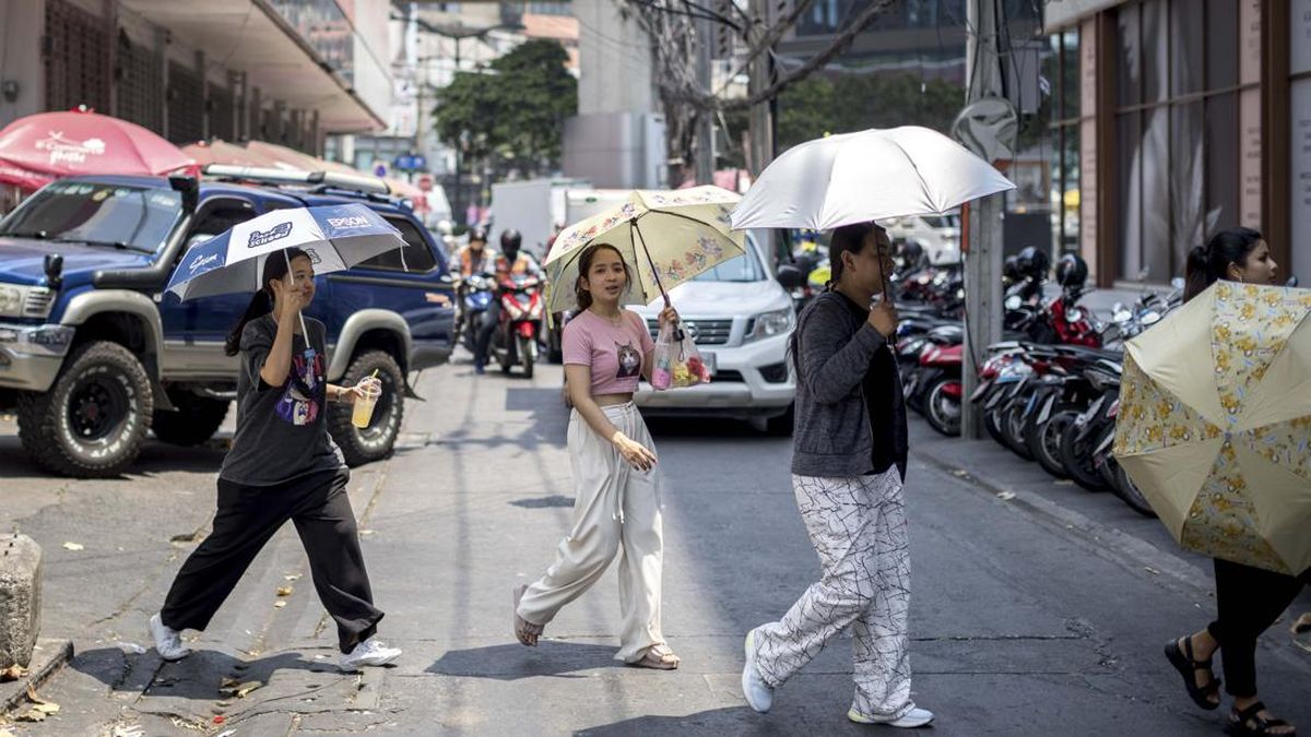 Panas Menyengat di Bangkok, Suhu Terasa hingga 51,9 Derajat Celsius