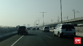H+2 Lebaran, Jalan Tol Japek via MBZ - KM 57 Ramai Lancar Pagi Ini