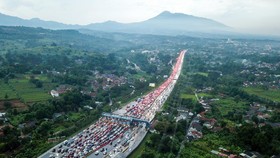 FOTO: Terjebak Macet di Pintu Exit Tol Ciawi