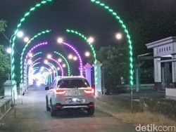 Tradisi Unik Saat Lebaran di Trenggalek, Berlomba-lomba Menghias Kampung