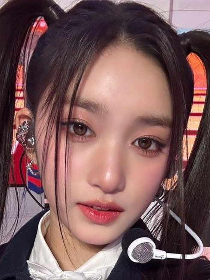 Debut sebagai idol K-Pop pada tahun 2021 di usia 14 tahun, Leeseo menjadi idol K-Pop termuda saat itu, Beauties./ foto: twitter.com/ive_twt
