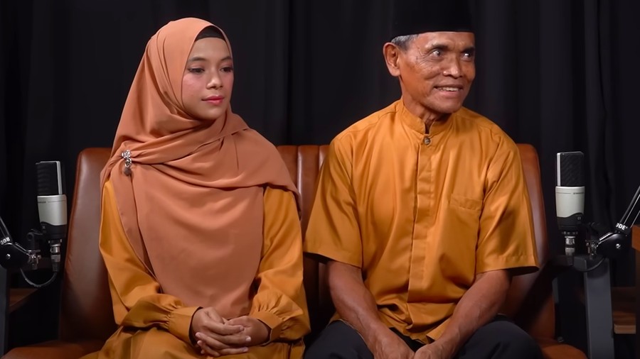 Gadis Nikahi Pria 36 Tahun Lebih Tua: Saya Berbakti pada Orang Tua Gadis Nikahi Pria 36 Tahun Lebih Tua: Saya Berbakti pada Orang Tua