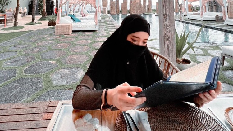 Inara Rusli Inara Rusli