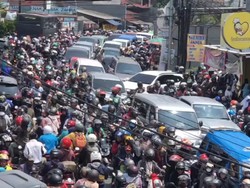 Macet Parah di Gadog Saat One Way Arah Jakarta, Lalin Hampir Stuck