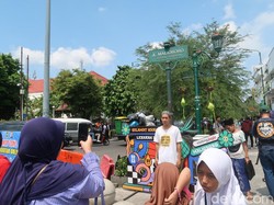 Hari Terakhir Cuti Bersama Lebaran, Wisatawan Jejali Malioboro Jogja