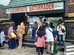 Libur Lebaran, Pengunjung Lokawisata Baturraden Membeludak