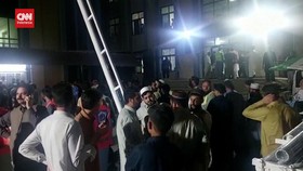 VIDEO: Teror Bom di Kantor Polisi Pakistan, 12 Tewas