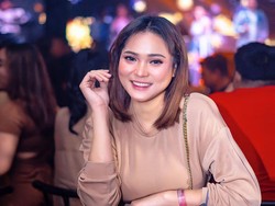 Kisah Sukses Dinda Safay, Kakak Mahasiswa yang Dianiaya Putra Polisi