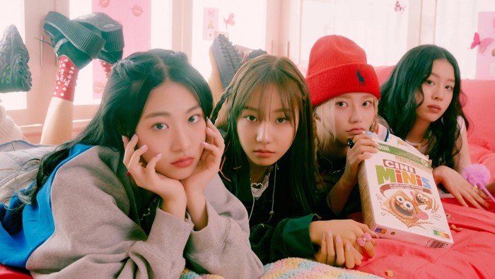 Berhasil Jadi Grup K-Pop Tercepat yang Masuk Billboard 100, Yuk Kenalan dengan FIFTY FIFTY!