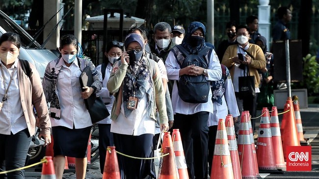 Kemenkeu mencatat sebanyak 1,87 juta pegawai negeri sipil (PNS) baik di pusat maupun daerah sudah mengantongi gaji ke-13.