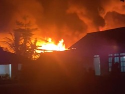 Kampung Coklat Blitar Terbakar