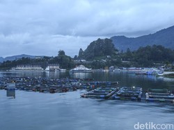 Warlok Curhat Danau Toba yang Dulu Beda Banget dengan Sekarang