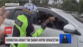VIDEO: Keributan Akibat Tak Sabar Antre Kemacetan