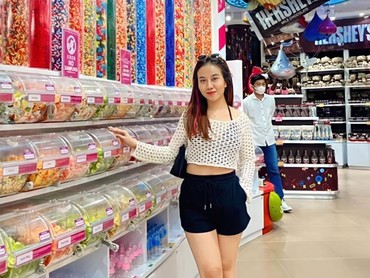 img-title Terpopuler: Mayang Mirip Aaliyah Massaid VS Isu Ayu Aulia Rusak Rumah Tangga Orang