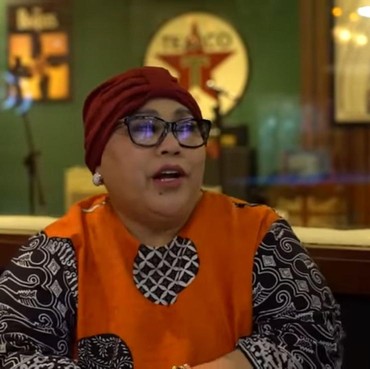 Nunung Ngaku Masih Kerja Usai Alami Botak karena Kemo