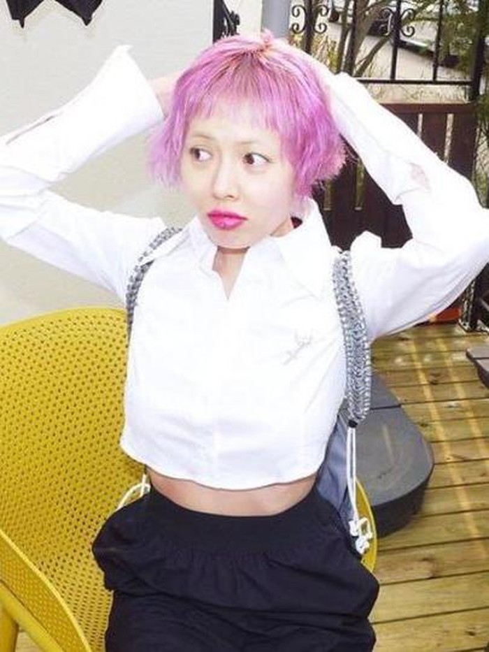 Pasalnya, tidak semua orang cocok dan percaya diri dengan gaya rambut seperti HyunA./ foto: instagram.com/hyunah_aa