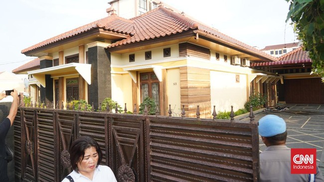 Polda Sumut surati PPATK untuk menelusuri lebih jauh dugaan suap AKBP Achiruddin Hasibuan terkait dengan bisnis solar.