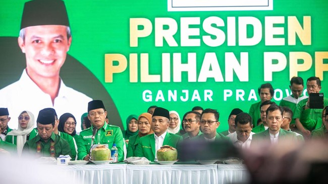Plt Ketum PPP Muhammad Mardiono menyebut pihaknya memutuskan mengusung Ganjar Pranowo sebagai capres juga berdasarkan suara kader di berbagai daerah.