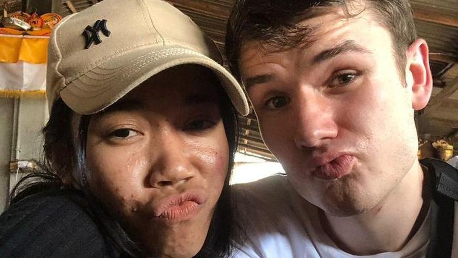Rahelia Sutriska Rahelia Sutriska dan Paul Horn