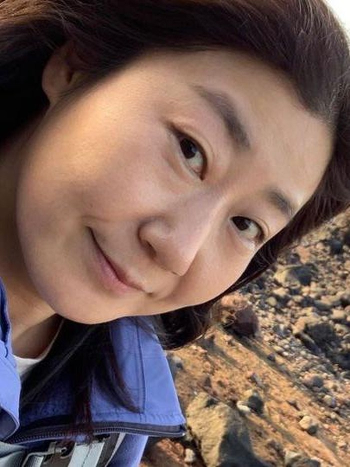 Saat ini, Ra Mi Ran baru saja kembali menyapa penggemar lewat drama terbaru The Good Bad Mother yang tayang di Netflix. Dalam drama ini, ia berperan sebagai ibu dari aktor Lee Do Hyun. Kamu sudah nonton dramanya, Beauties?/ foto: instagram.com/ramirani668
