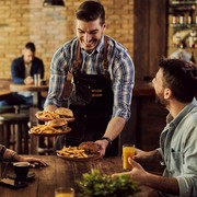 4 Aturan Makan Nggak Biasa yang Berlaku di Restoran Berbagai Negara, Ada yang Melarang Lihat ke Arah Meja Lain!
