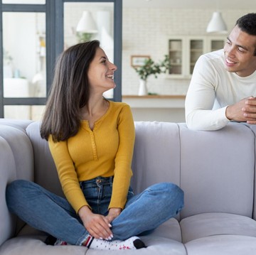 img-title 6 Cara yang Bisa Dilakukan Ekstrovert untuk Mendekati Introvert, Harus Tahu Batasan!