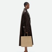 Bottega Veneta Jual Tas Mirip Paper Bag Seharga Rp28 Jutaan! Sebelumnya Rilis Kemeja Serupa Flanel Rp100 Jutaan