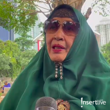 Diisukan Tak Akur dengan Umi Pipik, Begini Respons Ibunda Alm Uje