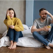 Jangan Buru-buru Berpisah, Ini 4 Cara yang Bisa Dilakukan untuk Mengatasi Rasa Bosan dalam Hubungan