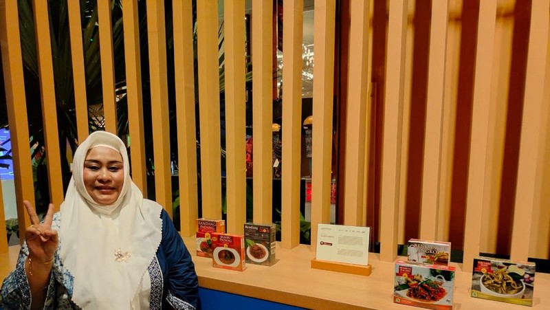 Co-founder sekaligus CEO Restu Mande Nenden Rospiani mengatakan, memproduksi dan memasarkan makanan khas Minang bahkan hingga ke pasar internasional