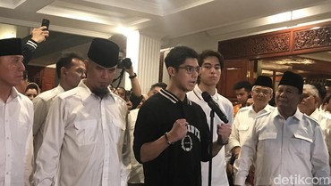 img-title Al Ghazali & El Rumi Gabung Gerindra, Kader Penerus yang Dicari Prabowo