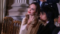 <p>Maddox merupakan putra Angelina Jolie dan Brad Pitt yang lahir di Kamboja pada 5 Agustus 2001. Ia diadopsi oleh Jolie setelah menghabiskan tujuh bulan awal kehidupannya di panti asuhan. (Foto: Getty Images)</p>