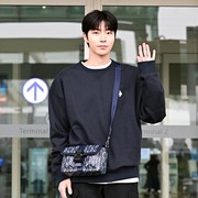 Serba Dior, Intip Detail Harga Busana Airport Style Hwang In Youp