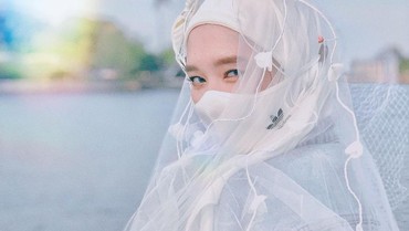 img-title Dulu Personel Girlband, 7 Potret Inara Kini Bercadar Ngaku Diselingkuhi Virgoun