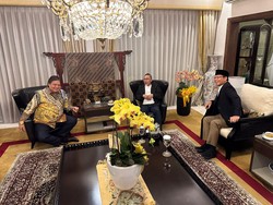 Mardiono dan Zulhas Tiba ke Kediaman Airlangga, Pertemuan KIB Tertutup