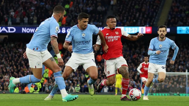 Manchester City vs Arsenal akan memperebutkan gelar Community Shield 2023, Minggu (6/8) malam. Berikut prediksi Man City vs Arsenal di Community Shield.