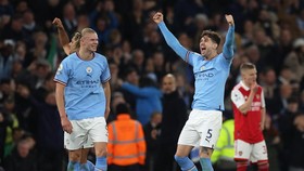 FOTO: Cukur Arsenal, Man City Kini Favorit Juara Liga Inggris