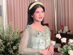 Berkebaya Hijau, Nabila Jalani Siraman di Pinggir Pantai Selatan