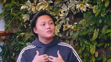 Rizky Febian Ungkap Momen dan Firasat Aneh Sebelum Lina Jubaedah Meninggal Dunia