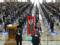 Salat Tak Biasa yang Bikin Geger