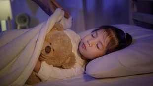 10 Rutinitas Sebelum Tidur agar Anak Cerdas, Sudah Lakukan Ini Bun?