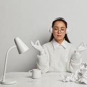 Stres Saat Harus Kembali Bekerja Setelah Liburan? Lakukan 5 Cara Ini untuk Mengatasinya