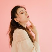 Bukan ke Klinik Kecantikan, 4 Cara Alami Ini Ampuh Menghilangkan Double Chin