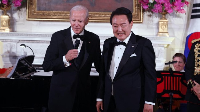 Presiden Amerika Serikat Joe Biden dan Presiden Korea Selatan Yoon Suk Yeol baru-baru ini mengumumkan Deklarasi Washington.