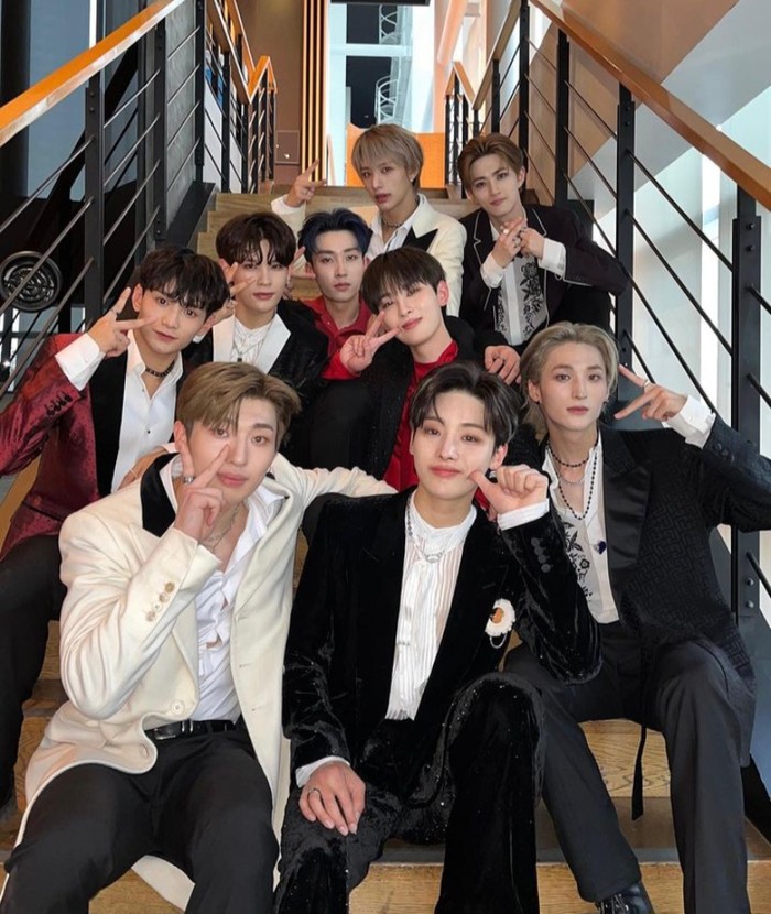 Grup ini dikabarkan akan memiliki 17 anggota. Namun, saat ini baru 9 anggota yang resmi debut sebagai bagian dari XODIAC/Foto: instagram.com/xodiacofficial