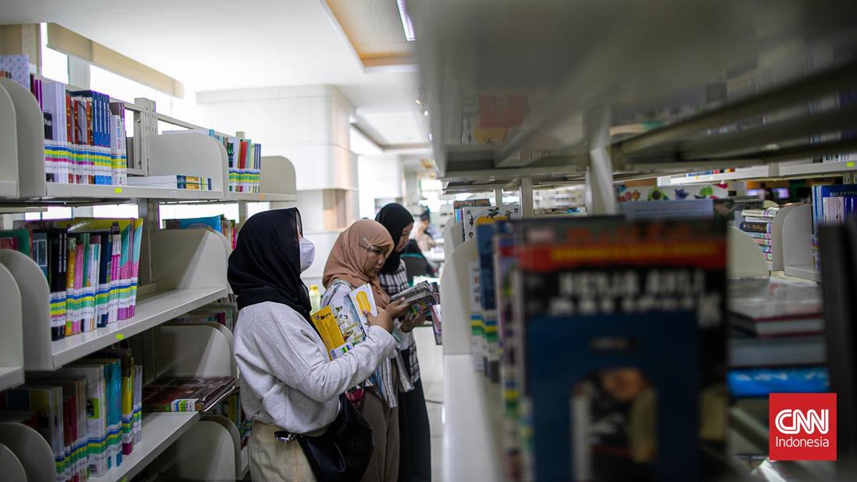 FOTO: Mengisi Libur Sekolah di Perpustakaan Nasional